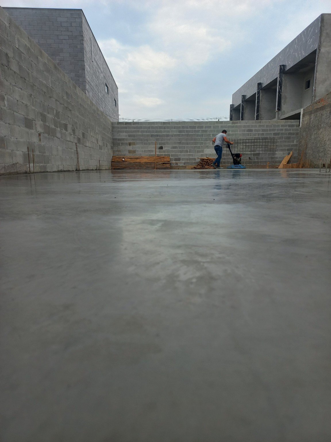 Obra J.H Pisos